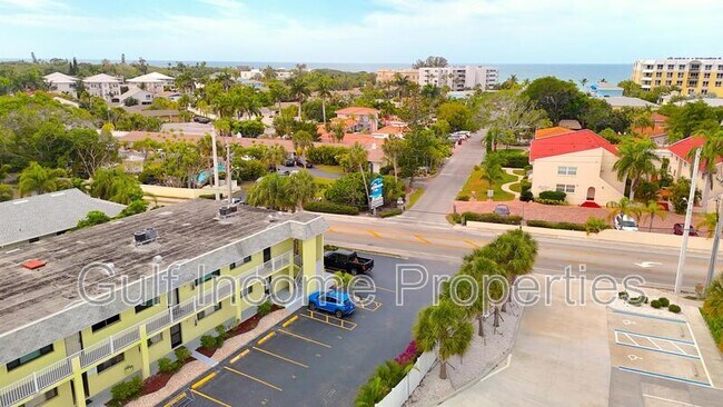 Foto del edificio - 6703 Midnight Pass Road - 101