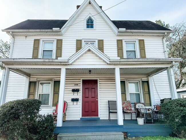 Building Photo - 308 E Vine St