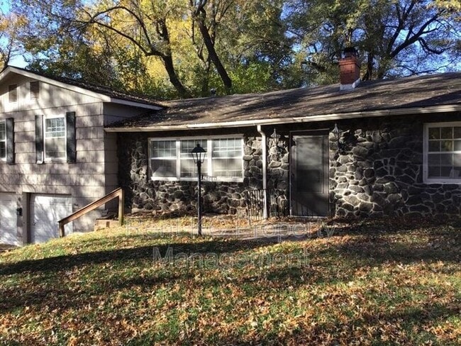 Foto del edificio - 4608 Ridgeway Ave