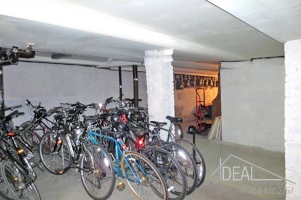 Building Photo - 336 3rd St