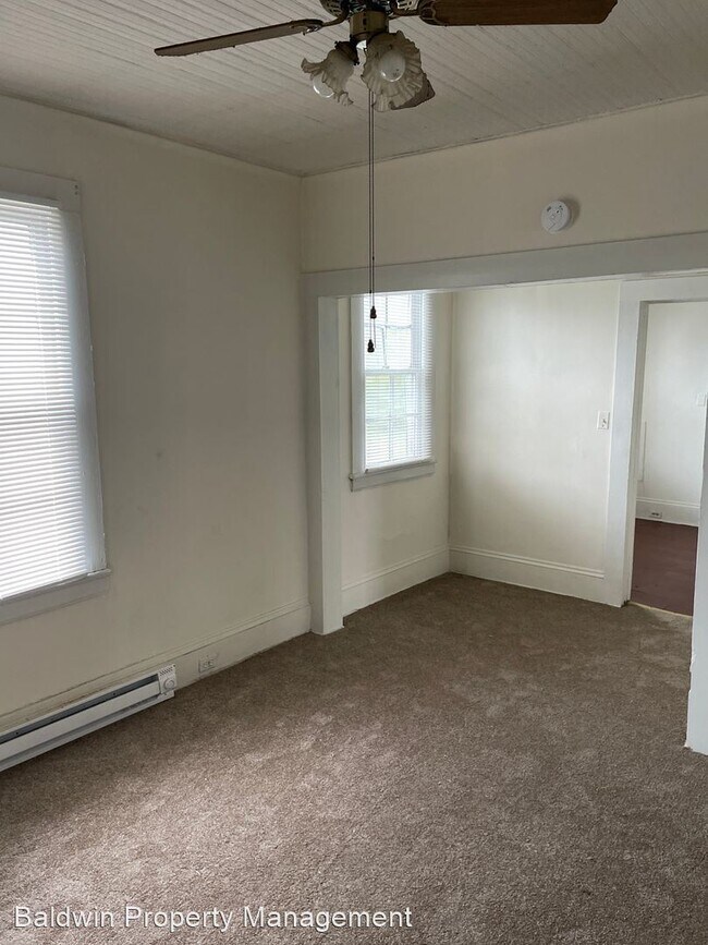 Building Photo - 3 br, 1 bath House - 1826 N DUNLEITH AVENUE