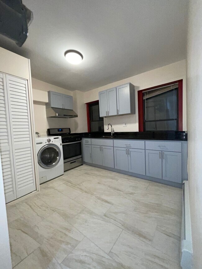 Foto del edificio - 871 Harrison Ave