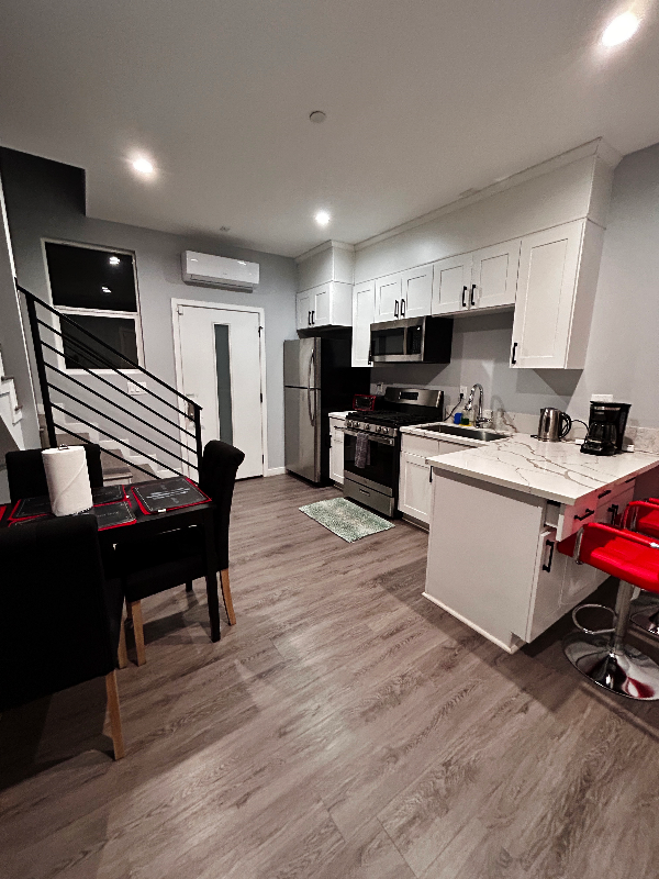 Foto principal - 710 N Fuller Ave