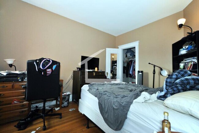 Foto del edificio - 1307 Commonwealth Ave