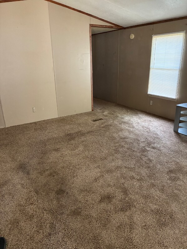 Foto del edificio - 2710 N Farm Rd 137
