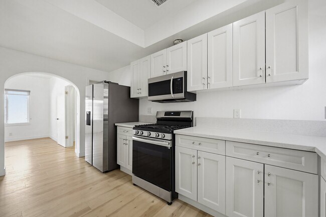 Foto del edificio - 1524 N Sycamore St