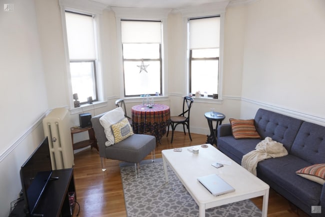 Foto del edificio - 1340 Commonwealth Ave