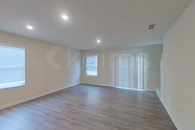 Foto del edificio - 316 Ironwood Ct