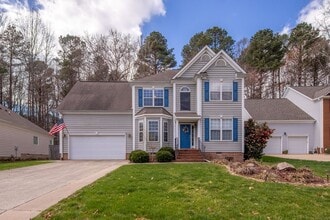 Building Photo - 4724 Regents Park