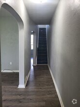 Building Photo - 141 Linnview Ave
