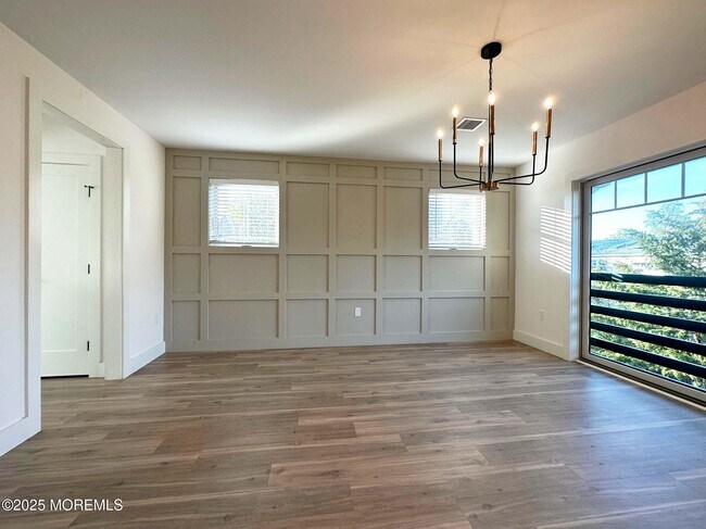 Foto del edificio - 2139 Bridge Ave