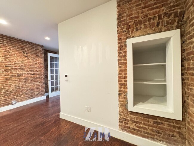 Foto del edificio - 1486 Bedford Ave