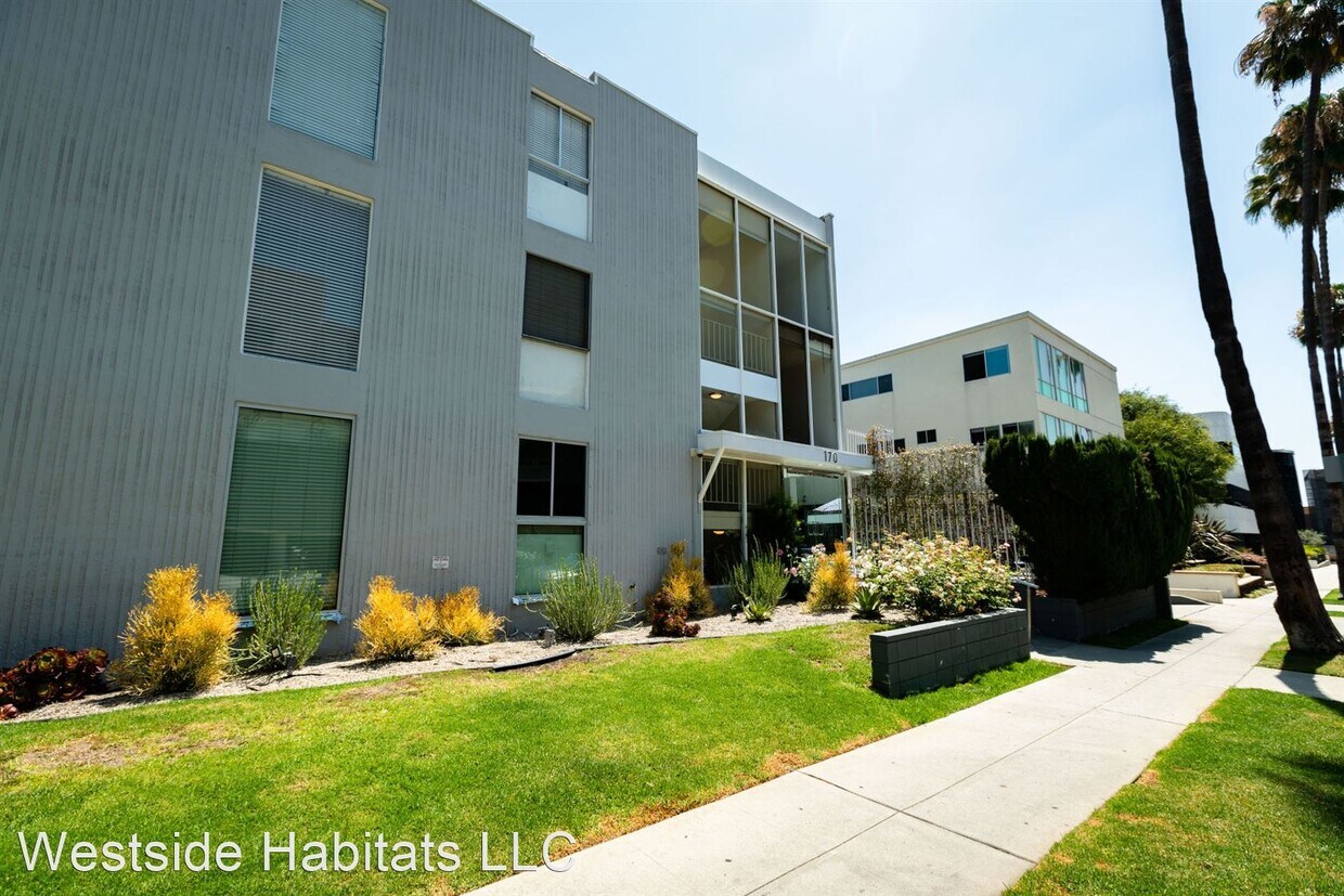 170 North Crescent Street Apartments in Beverly Hills, CA