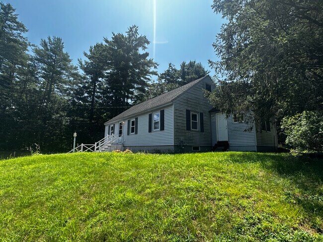 Foto del edificio - 408 Dunstable Rd