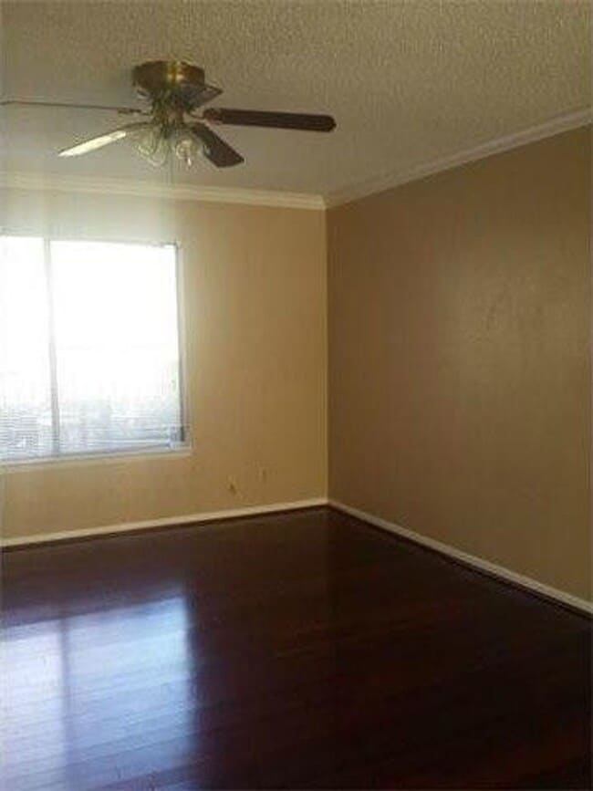 Foto del edificio - 3/1.5 Townhouse in Great location