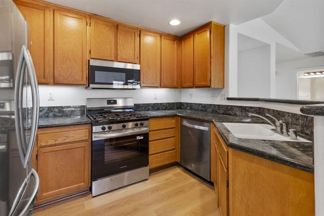 Foto del edificio - 295 Churchill Ln