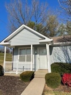 Foto principal - 110 Rolling Meadows Dr