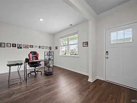 ENTRANCE - 5519 Tag Alder Ter