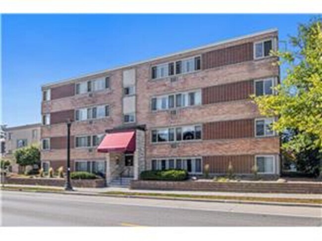 Foto del edificio - 3120 Hennepin Ave