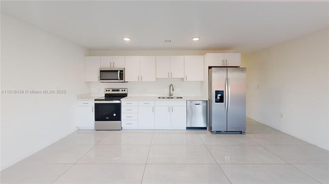 Foto del edificio - 14546 SW 260th St