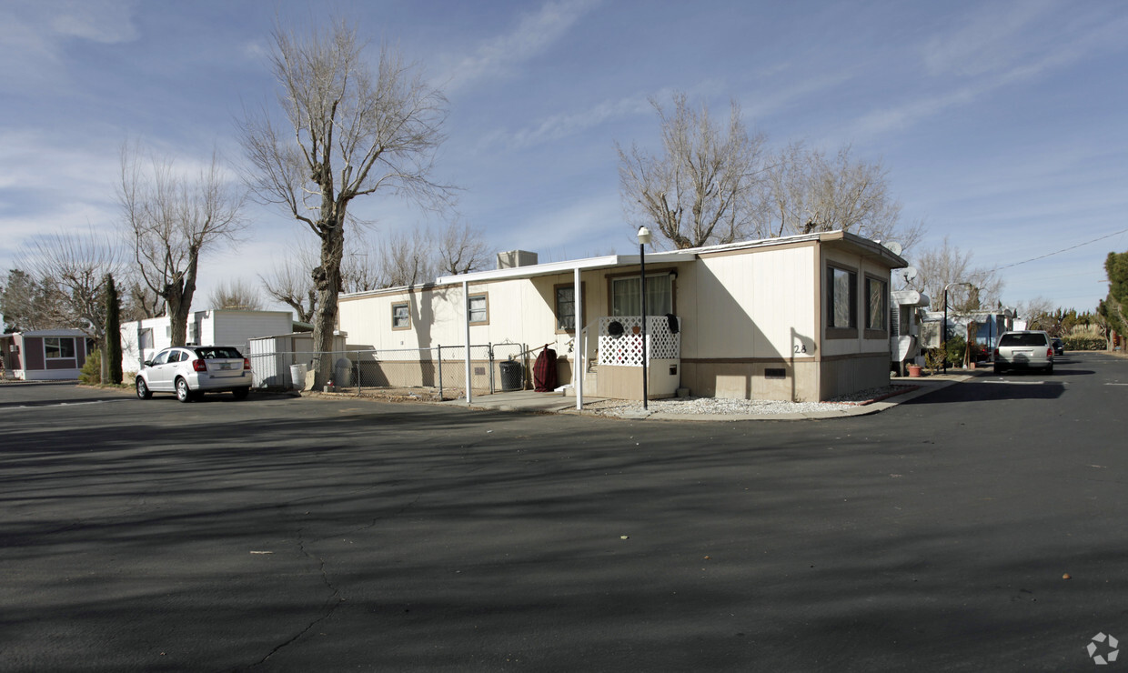 Building Photo - Apple Valley Mobile Home Park