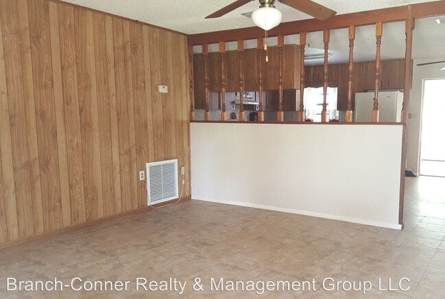 Building Photo - 1725 McMichael Rd