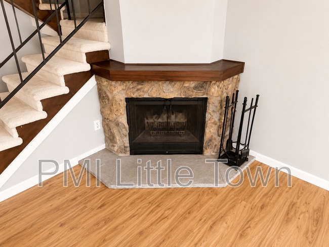 Building Photo - 7482 W Roxbury Pl