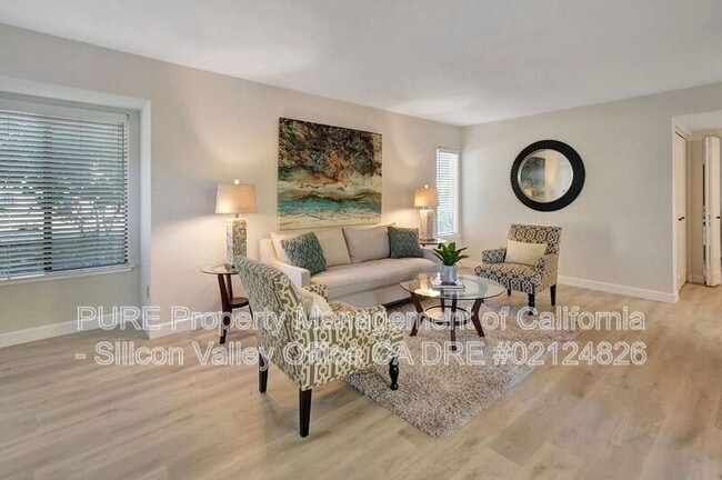 Foto del edificio - 111 Bean Creek Rd