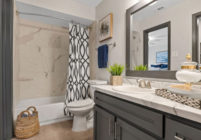 Interior Photo - Hill at Woodway
