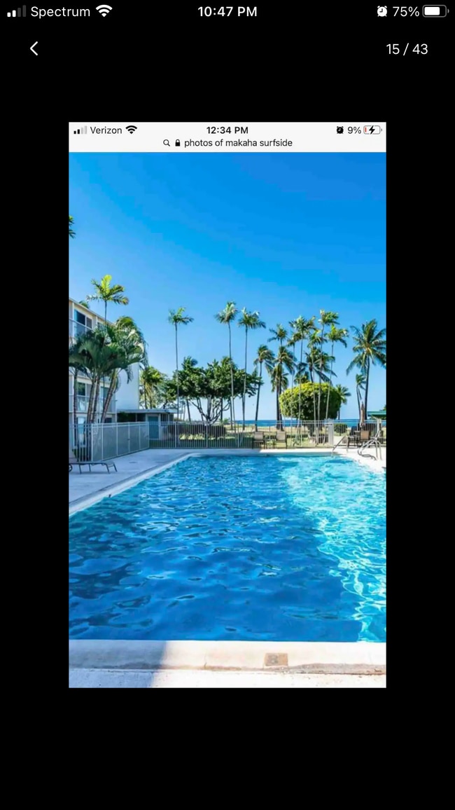 Large swimming pool - 85-175 Farrington Hwy