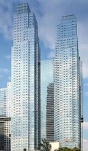 Building Photo - 620 W 42nd St