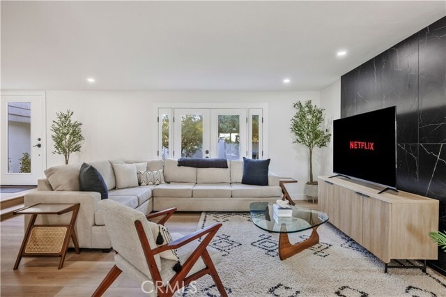 Foto del edificio - 25266 Pacifica Ave