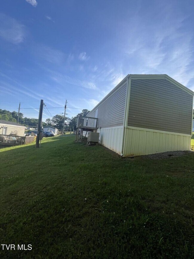 Building Photo - Clearview Mobile Home Park