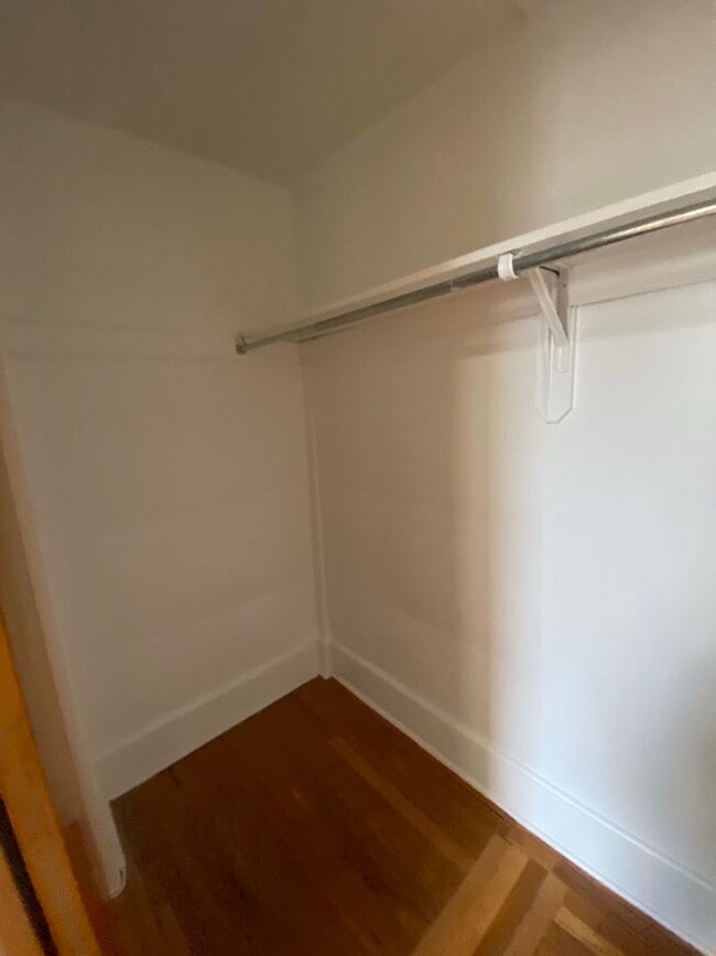 Interior Photo - Palisades Towers