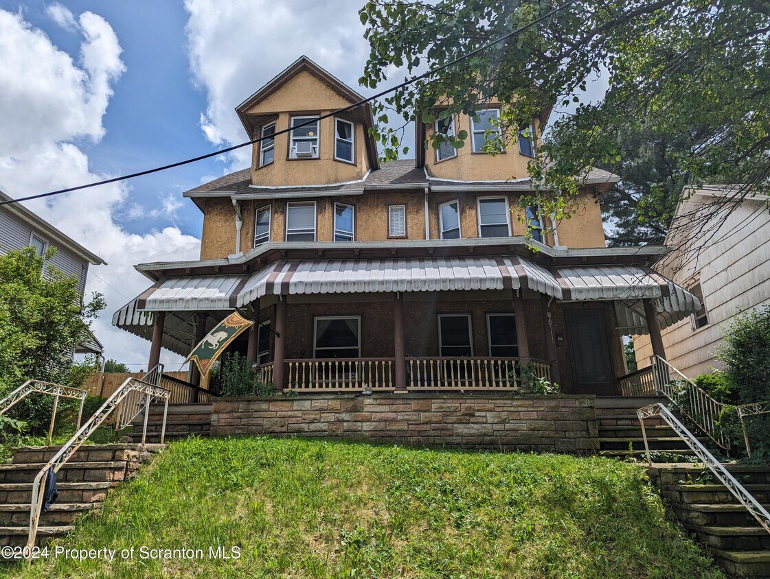 Primary Photo - 518 Prescott Ave