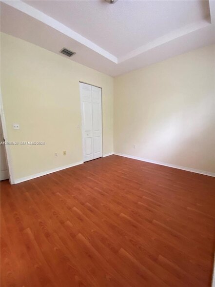 Foto del edificio - 959 NE 42nd Pl