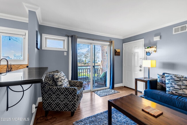 Foto del edificio - 1641 Elm Ave