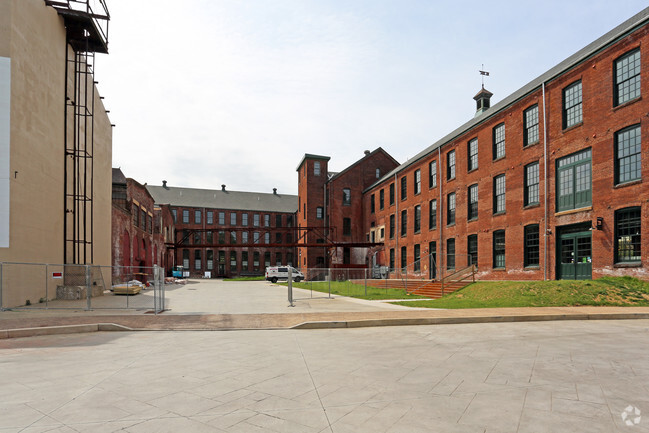 Foto del edificio - Simon Silk Mill