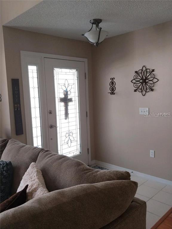 Building Photo - 9402 Holnwon Ct