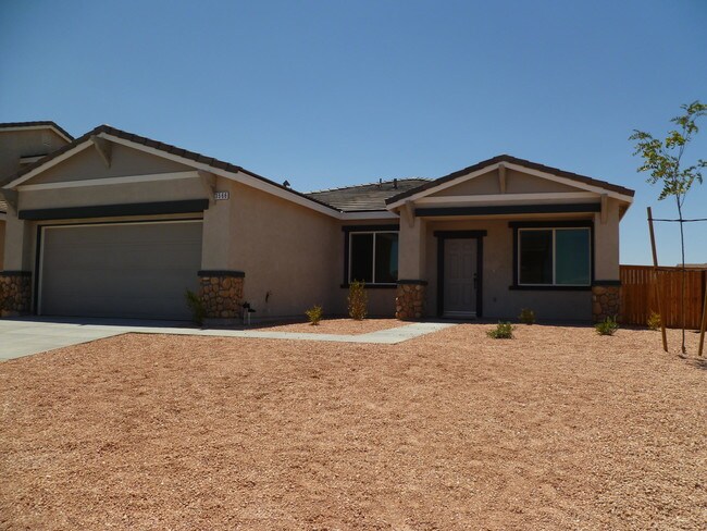 Building Photo - 3566 Half Dome Ave