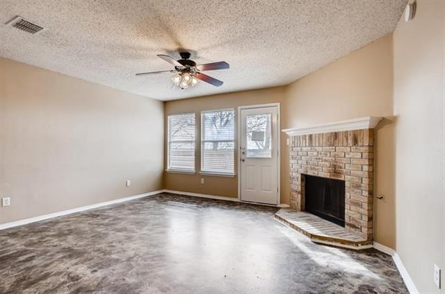 Building Photo - 1129 Single Tree Dr