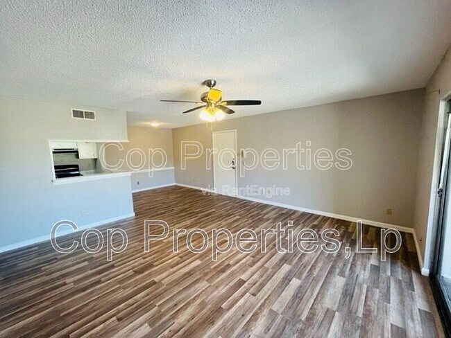 Foto del edificio - 1819 Babcock Rd