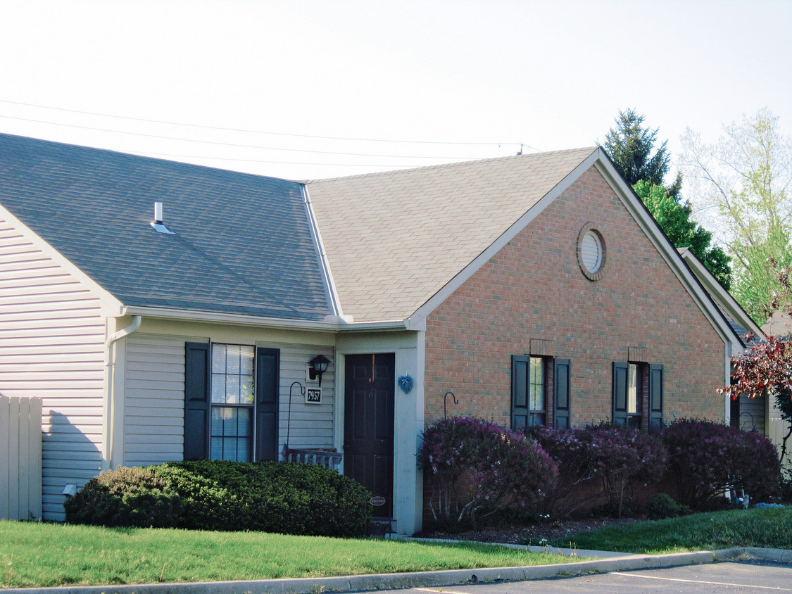 Primary Photo - Greentree Village Apartments