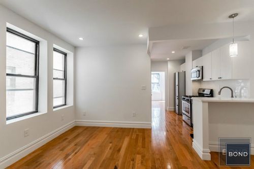 Building Photo - 609 W 151st St
