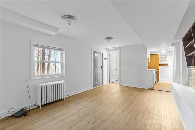 Building Photo - 5013 Stanton Ave