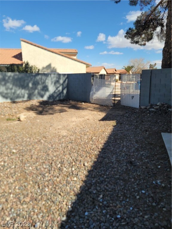 Building Photo - 3948 N Applecrest St