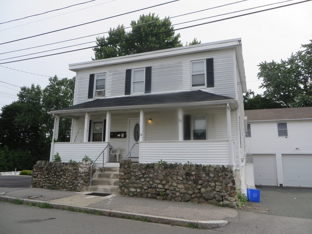 Primary Photo - 68 Valley St