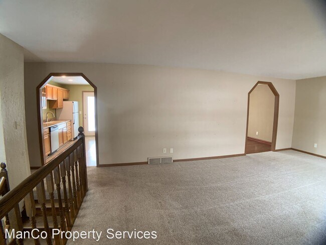 Building Photo - 4 br, 2.5 bath House - 2601 Alice Dr.
