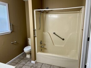 Building Photo - 332 Sagewood Dr
