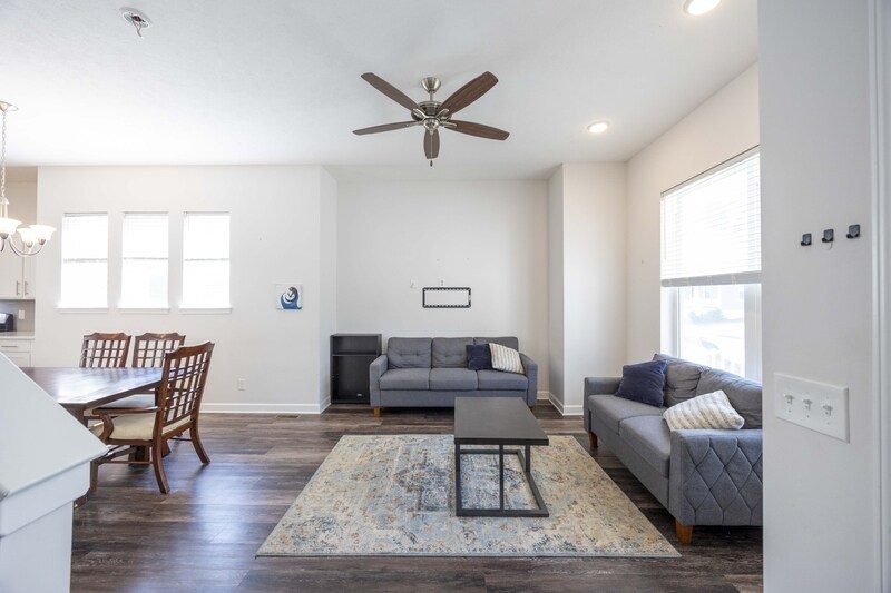 12101 Wade Park Ave Cleveland, OH 44106 – photo 3